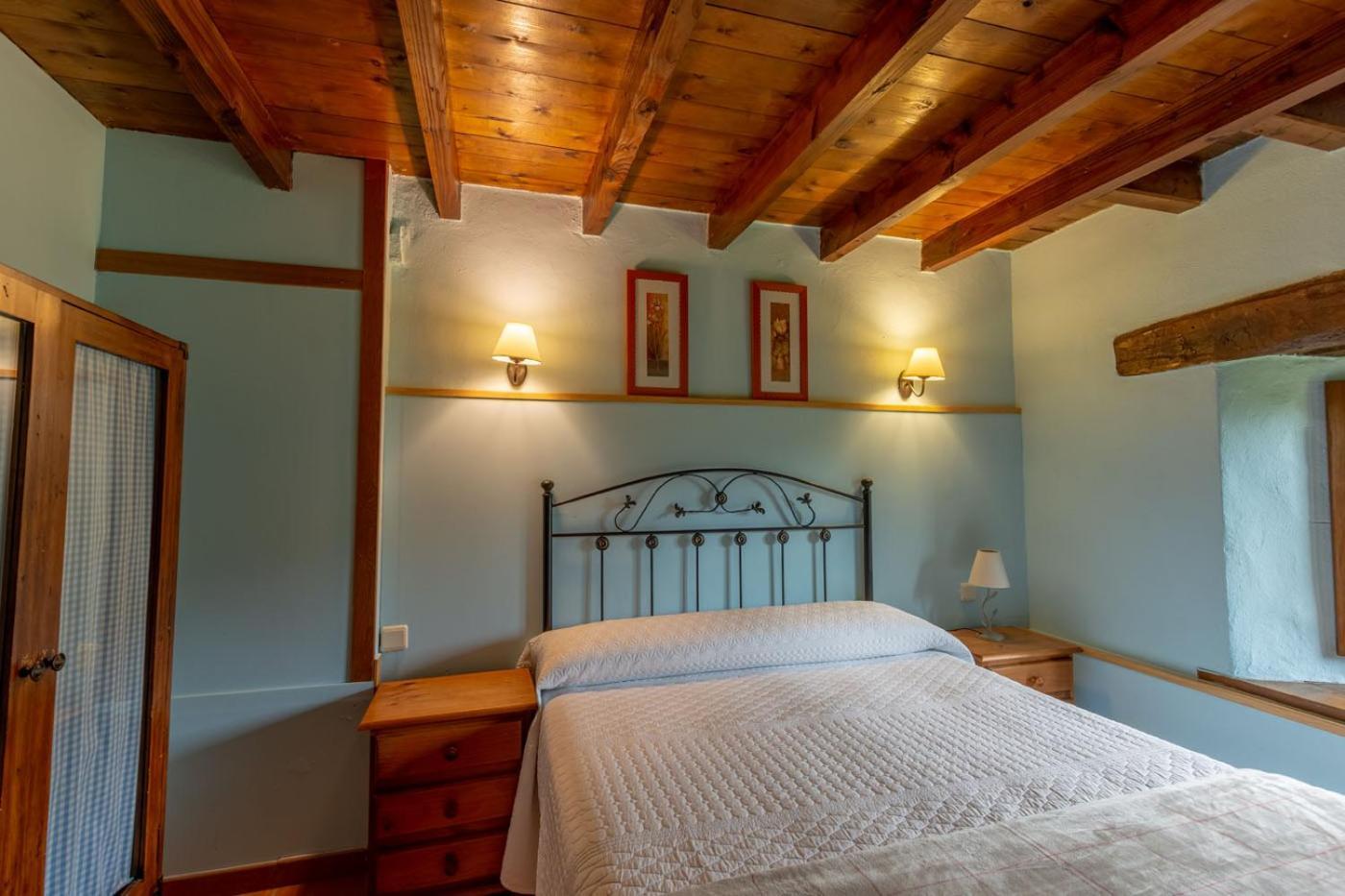 Apartamentos Rurales Los Picos De Redo Camaleño Exteriör bild