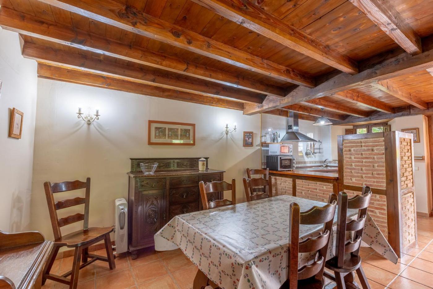 Apartamentos Rurales Los Picos De Redo Camaleño Exteriör bild