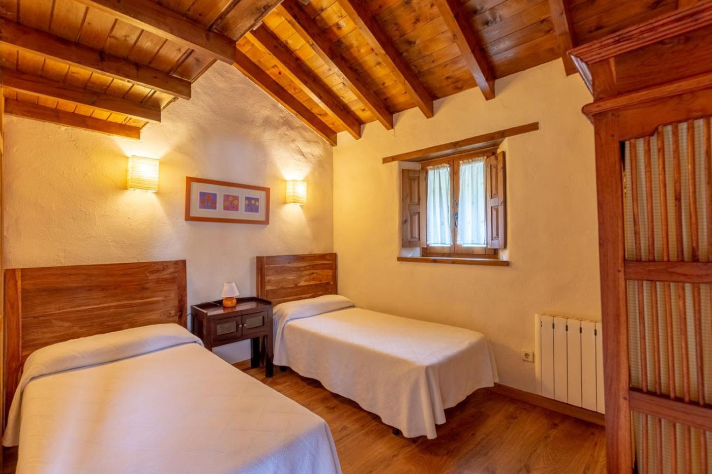 Apartamentos Rurales Los Picos De Redo Camaleño Exteriör bild