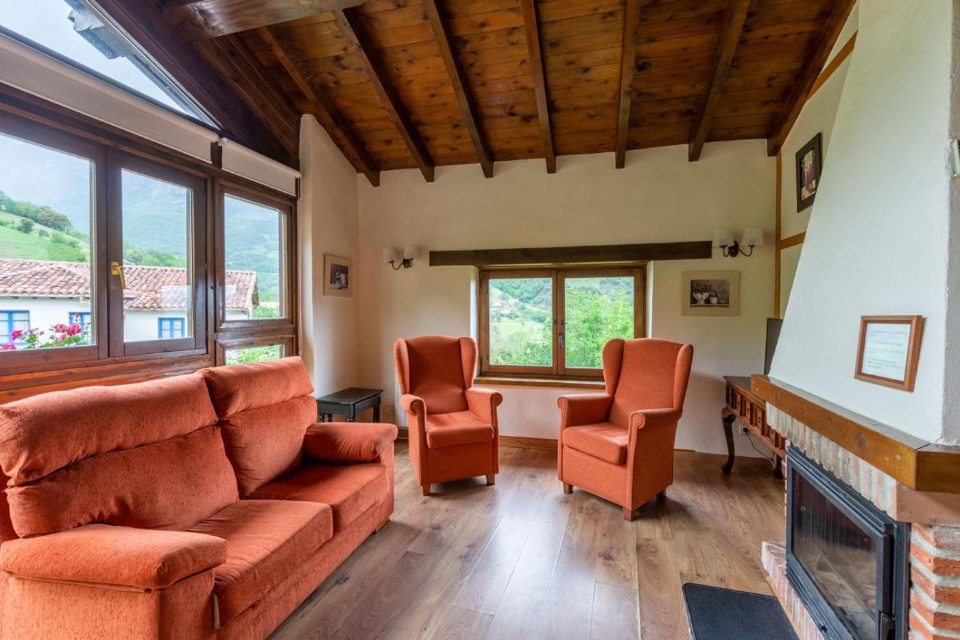Apartamentos Rurales Los Picos De Redo Camaleño Exteriör bild