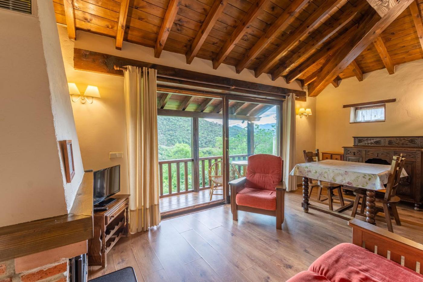 Apartamentos Rurales Los Picos De Redo Camaleño Exteriör bild