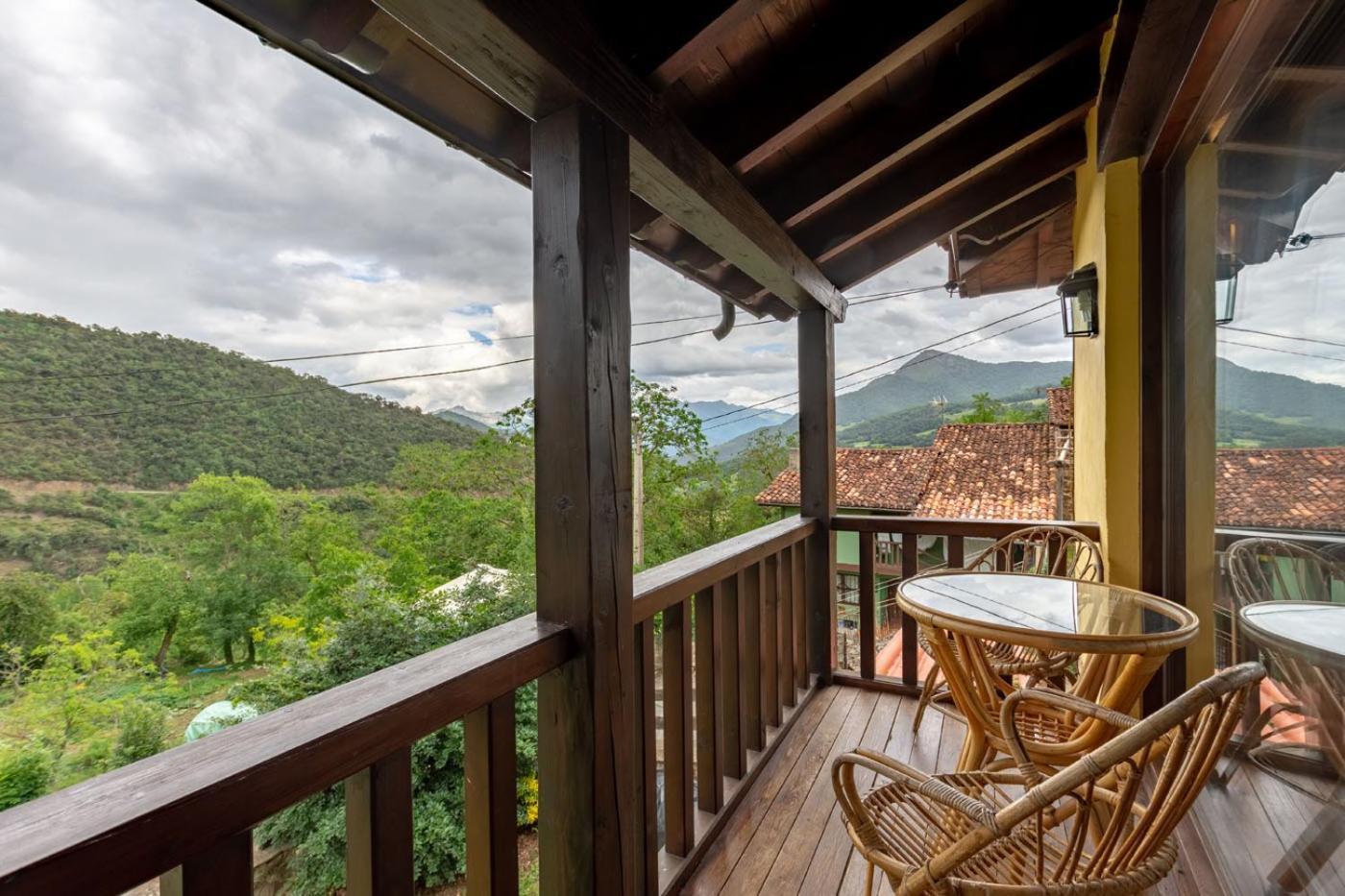 Apartamentos Rurales Los Picos De Redo Camaleño Exteriör bild