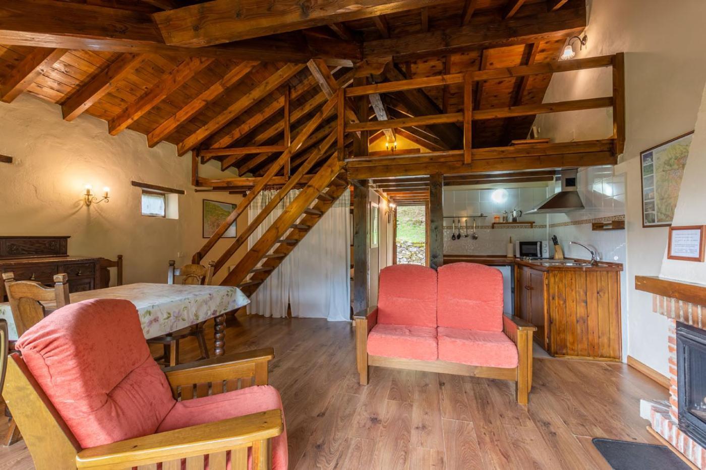 Apartamentos Rurales Los Picos De Redo Camaleño Exteriör bild